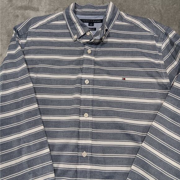 Tommy‎ Hilfiger Men's Button Down Shirt Size Medium Classic Fit Button Collar - Picture 1 of 13